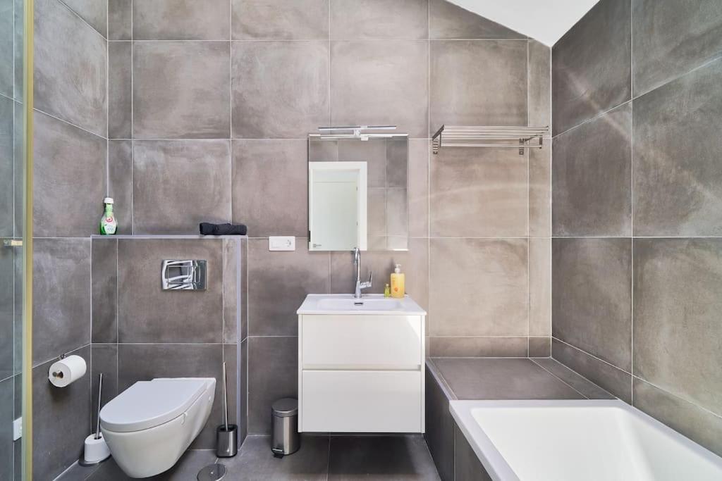Superbe Appartement Avec Jaccuzi Marbella Exterior photo